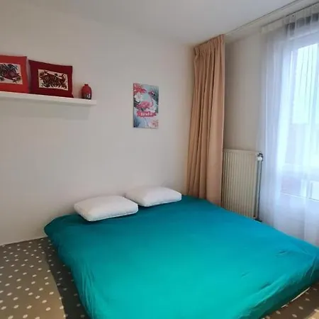 Duplex Island בית אירוח